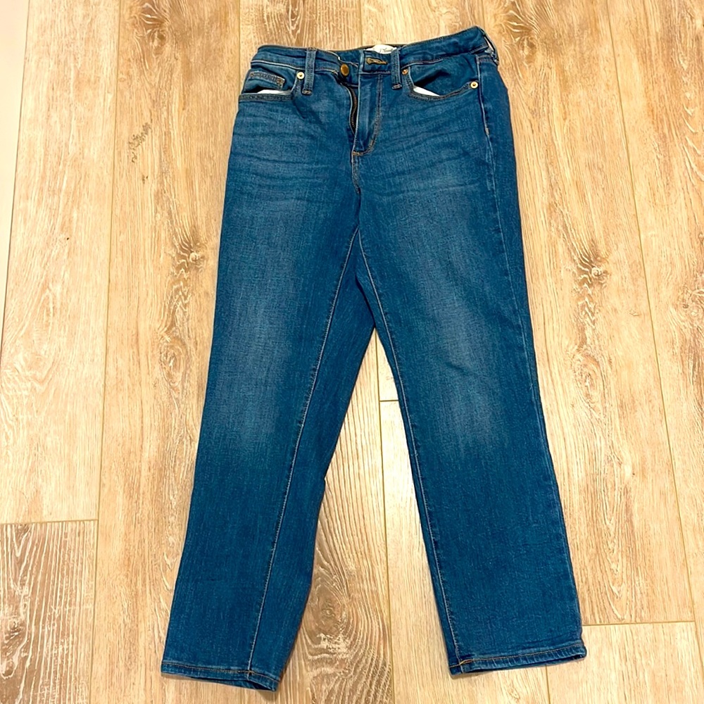 Universal thread jeans